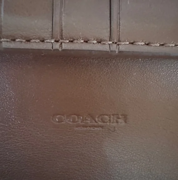 Coach Vintage Tan Leather Clutch/Wallet - Picture 4 of 5